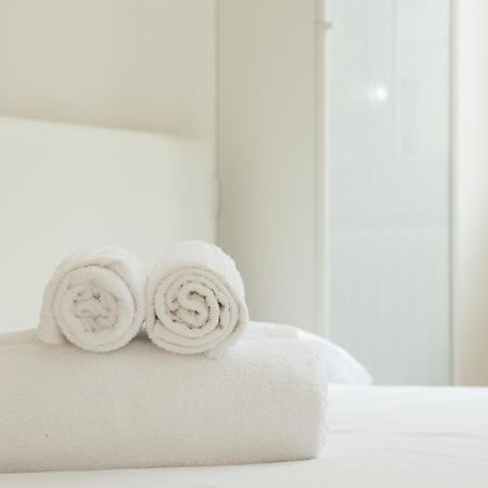 Klimt Central Station - Two Room Apartment 米兰 外观 照片