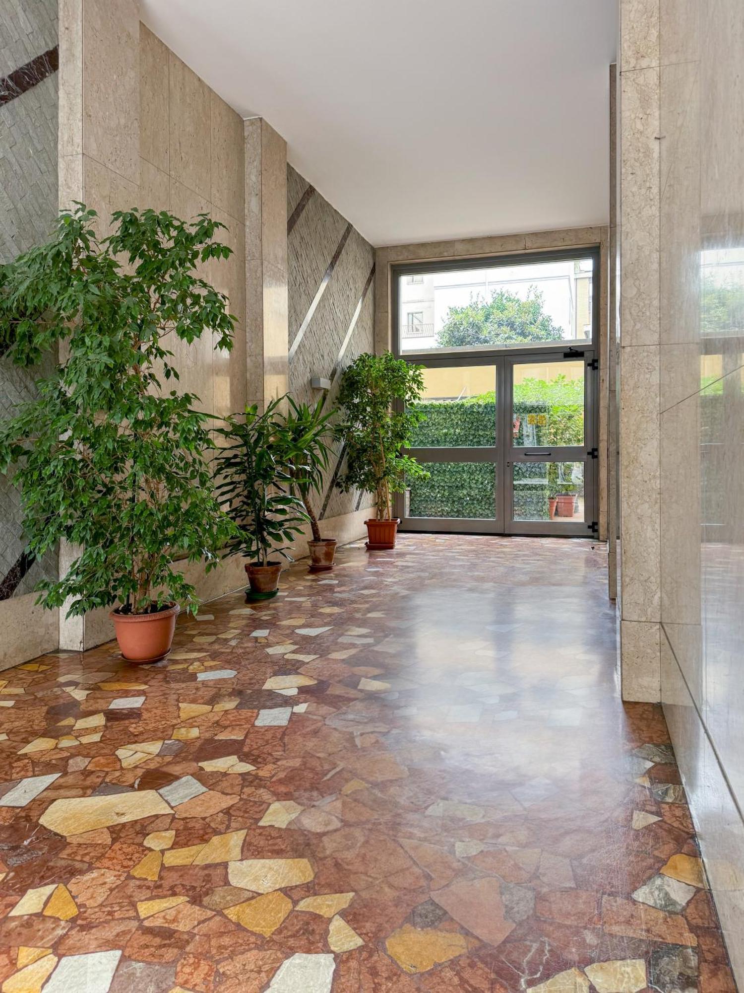Klimt Central Station - Two Room Apartment 米兰 外观 照片